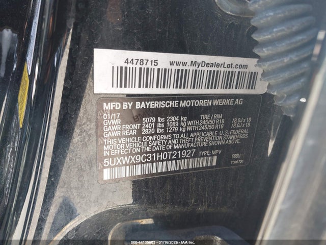 2017 BMW X3 5UXWX9C31H0T21927 Photo 8