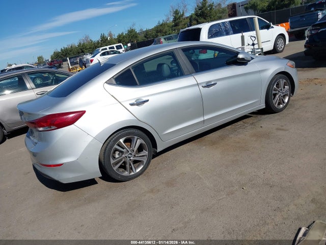 5NPD84LF0HH035640 Hyundai Elantra Limited