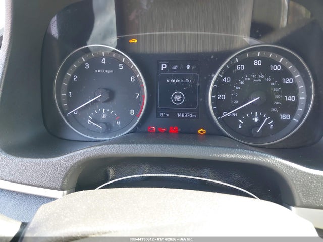 5NPD84LF0HH035640 Hyundai Elantra Limited