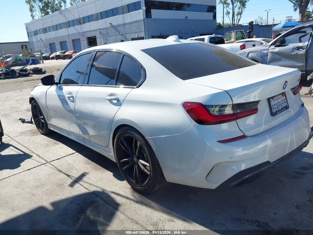 2021 BMW 3 SERIES 3MW5U7J0XM8C11037 Photo 2