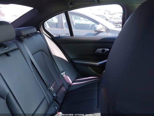2021 BMW 3 SERIES 3MW5U7J0XM8C11037 Photo 7