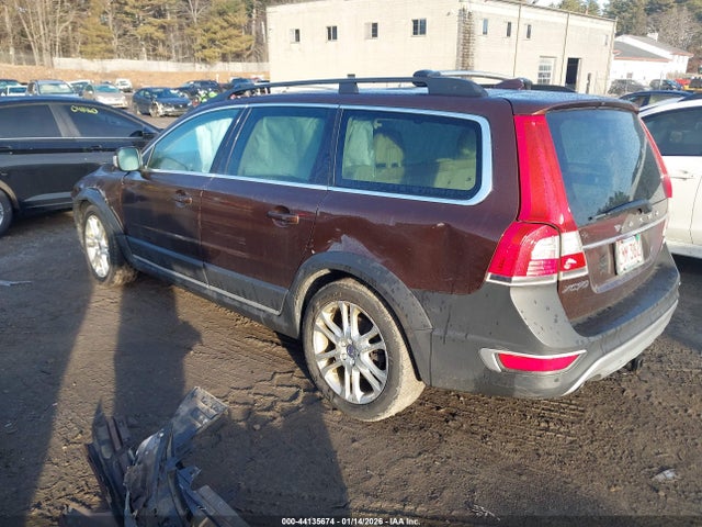 2016 VOLVO XC70 YV4612NK3G1244157 Photo 2