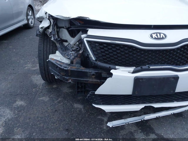 KIA Optima Lx 2015 KNAGM4A71F5615199 Image 13