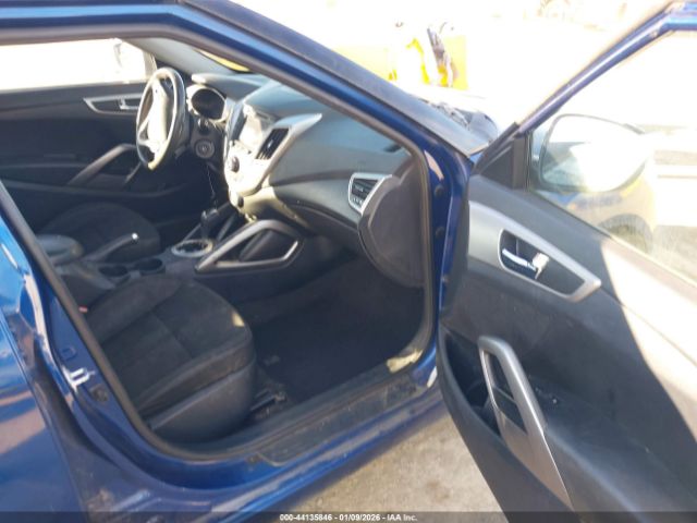 2016 HYUNDAI VELOSTER KMHTC6ADXGU282316 Photo 4
