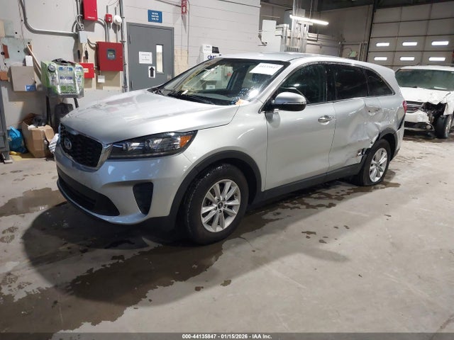 KIA Sorento 2.4l L 2019 5XYPG4A39KG595387 Image 2