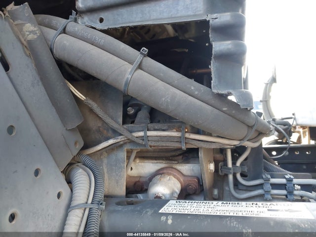 Isuzu Npr Gas Reg 2016 54DB4W1B0GS801845 Image 10