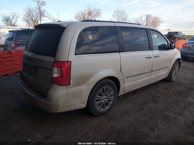 Продажа на аукционе авто 2013 Chrysler Town & Country Touring-l, vin: 2C4RC1CG2DR565651, номер лота: 44135851