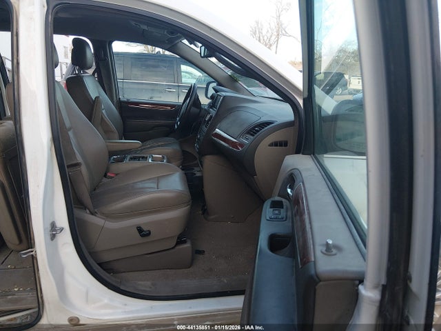 Продажа на аукционе авто 2013 Chrysler Town & Country Touring-l, vin: 2C4RC1CG2DR565651, номер лота: 44135851