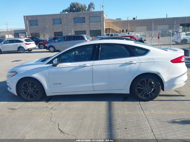 3FA6P0LU6JR115861 Ford Fusion Hybrid Se