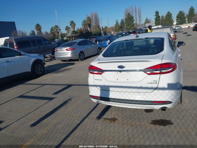 3FA6P0LU6JR115861 Ford Fusion Hybrid Se