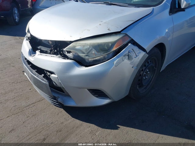 5YFBURHEXFP274497 Toyota COROLLA LE