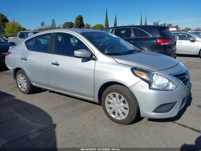 3N1CN7APXJK429405 Nissan Versa 1.6 Sv