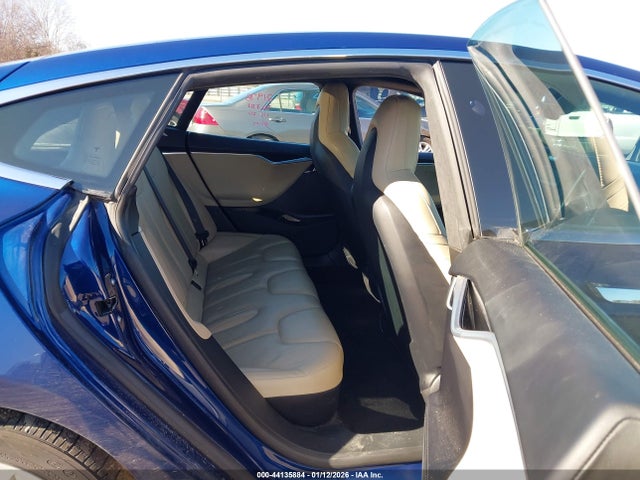 2016 TESLA MODEL S 5YJSA1E20GF170439 Photo 7