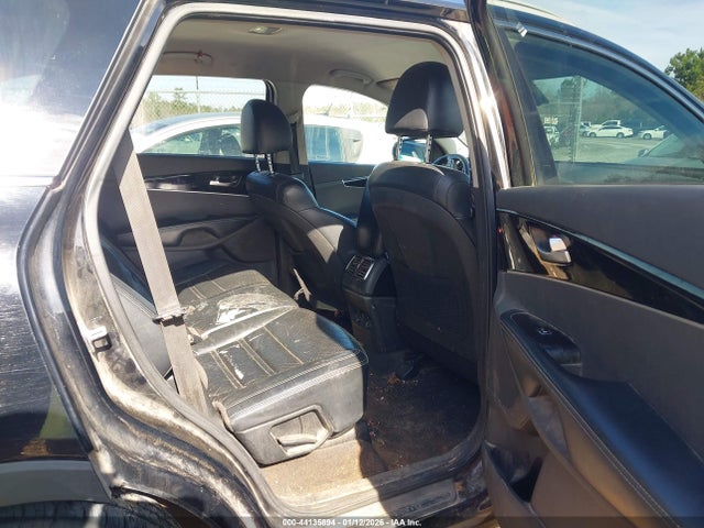 5XYPH4A57KG498185 KIA Sorento 3.3l Ex