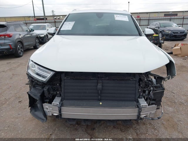 Продаж на аукціоні авто 2017 Audi Q7 3.0t Premium, vin: WA1LAAF72HD028000, номер лоту: 44135915