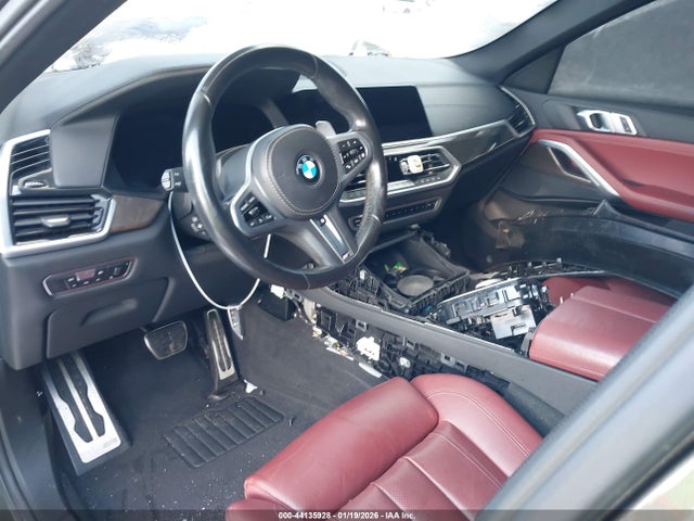 2022 BMW X6 5UXCY6C01N9K82817 Photo 4