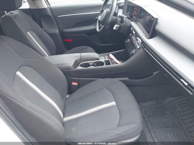 KMHL34JJ2RA101093 Hyundai Sonata Hybrid Sel