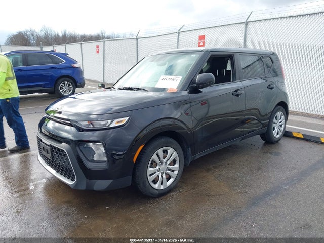 2020 KIA SOUL KNDJ23AU4L7074549 Photo 1