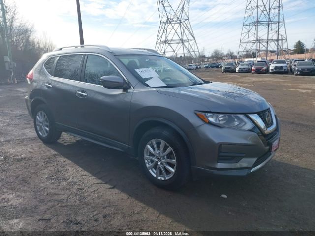 2018 NISSAN ROGUE KNMAT2MTXJP588591