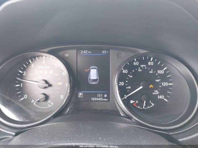 2018 NISSAN ROGUE KNMAT2MTXJP588591 Photo 6