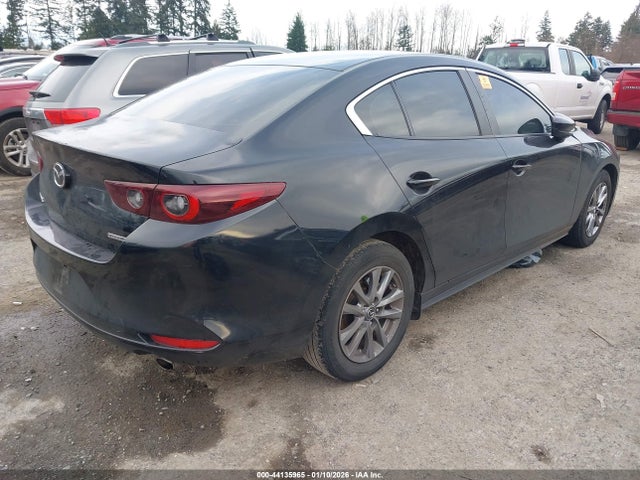 3MZBPAAL4NM303402 Mazda Mazda3 2.5 S