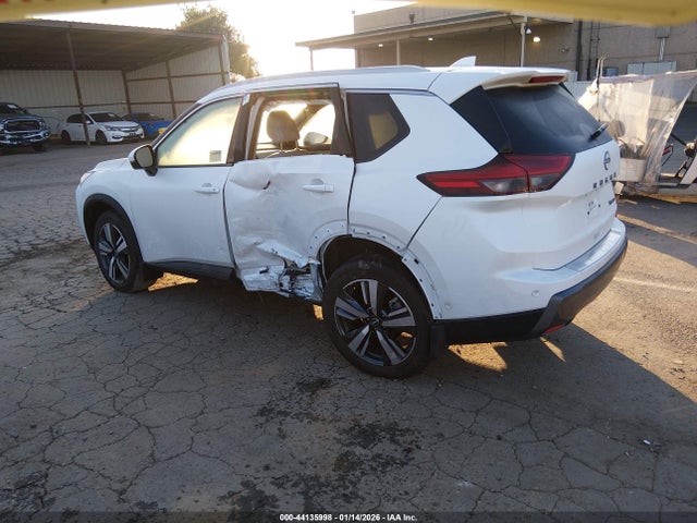 JN8BT3CBXSW148692 Nissan Rogue Sl Intelligent Awd
