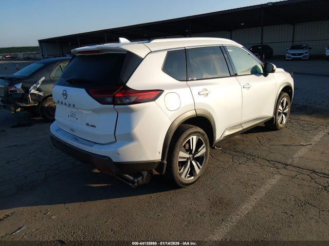 JN8BT3CBXSW148692 Nissan Rogue Sl Intelligent Awd