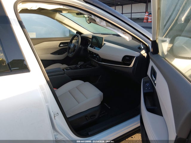 JN8BT3CBXSW148692 Nissan Rogue Sl Intelligent Awd