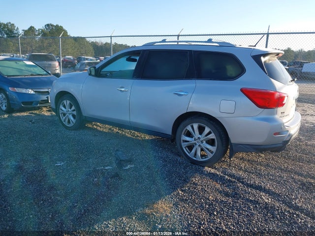 2018 NISSAN PATHFINDER 5N1DR2MNXJC621511 Photo 2