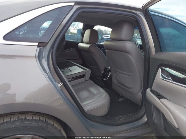 44136016 :رقم المزاد ، 2G61M5S30H9175950 vin ، 2017 Cadillac Xts Luxury مزاد بيع