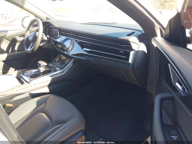 2019 AUDI Q8 WA1BVAF18KD035343 Photo 4