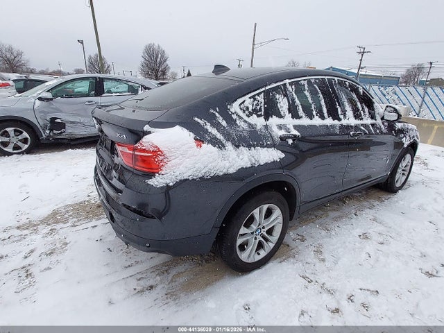 2016 BMW X4 5UXXW3C56G0R22030 Photo 3