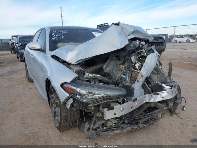 2022 ALFA ROMEO GIULIA ZARFAMBN3N7655071