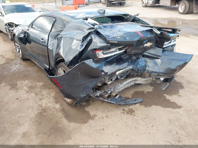 2017 CHEVROLET CAMARO 1G1FH1R77H0109813 Photo 2