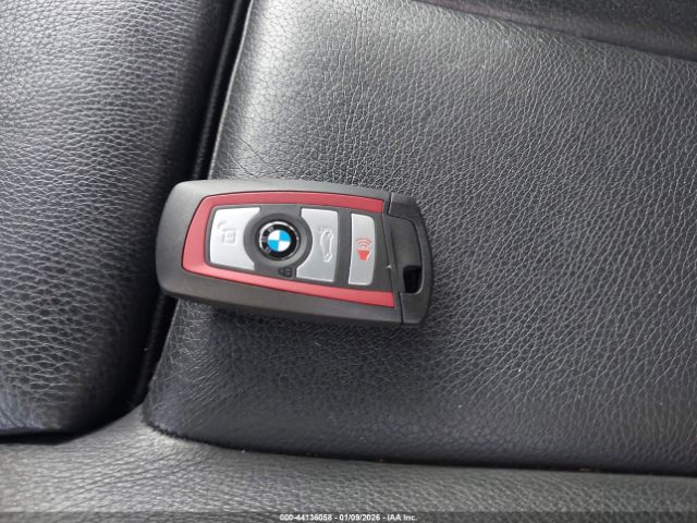 2018 BMW 330I WBA8D9G53JNU72949 Photo 10