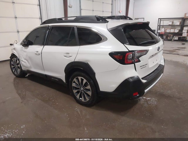 4S4BTANC6R3257938 Subaru Outback Limited