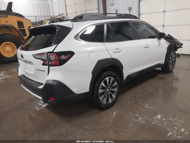 4S4BTANC6R3257938 Subaru Outback Limited