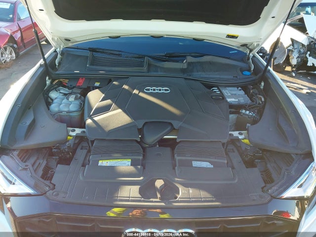 2019 AUDI Q8 WA1EVAF1XKD030755 Photo 9