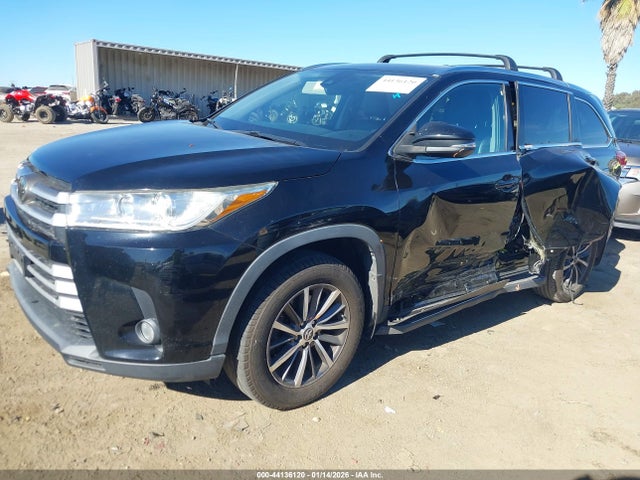 5TDKZRFH7KS307617 Toyota Highlander Xle