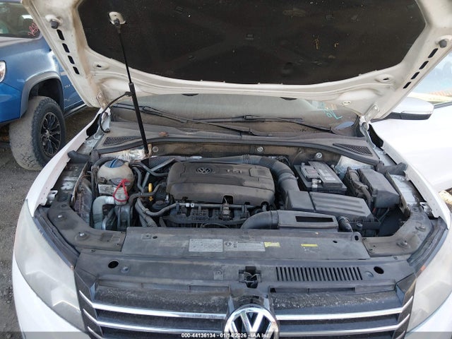 Volkswagen Passat 1.8t S 2015 1VWAT7A31FC077221 Image 10