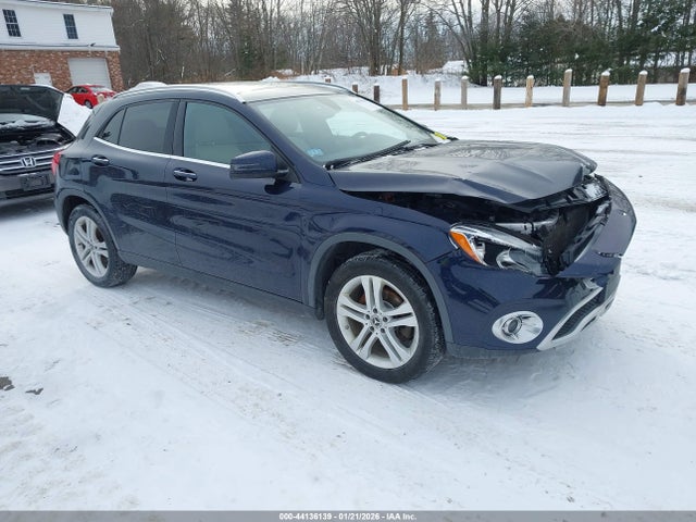 2018 MERCEDES-BENZ GLA 250 WDCTG4GB7JJ403177