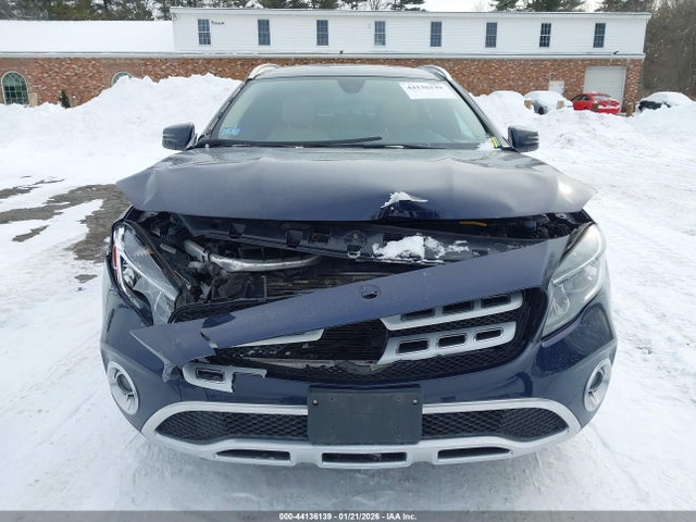 WDCTG4GB7JJ403177 Mercedes-Benz Gla 250 4matic