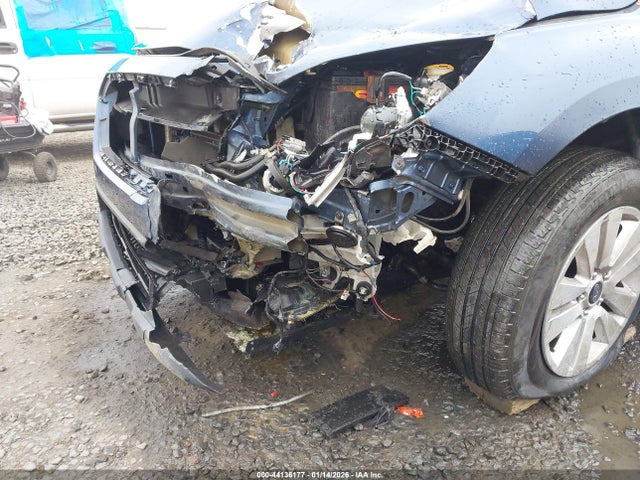 Subaru Outback 2.5i Premium 2019 4S4BSAFC7K3293953 Image 17
