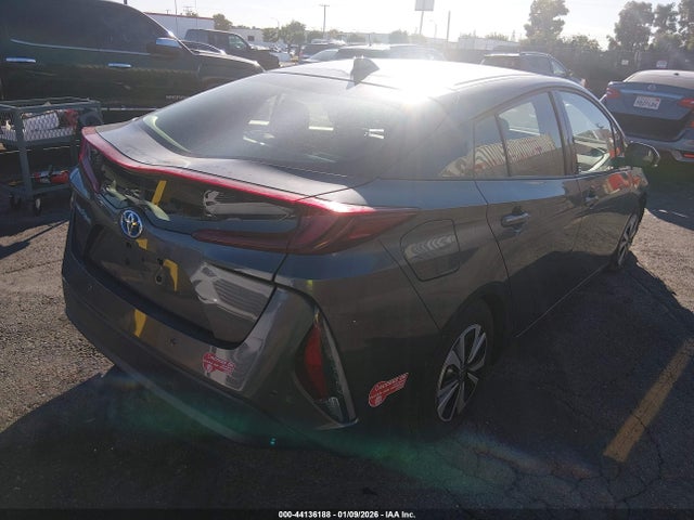 44136188 :رقم المزاد ، JTDKARFP7H3034963 vin ، 2017 Toyota Prius Prime Advanced مزاد بيع