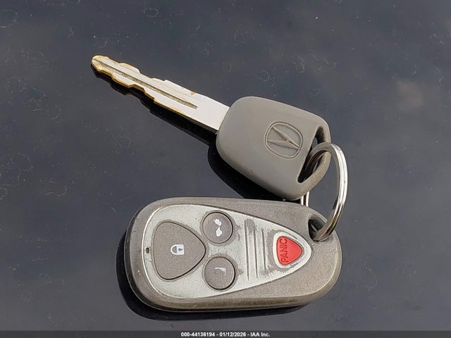 44136194 :رقم المزاد ، JH4CL968X8C010288 vin ، 2008 Acura Tsx مزاد بيع