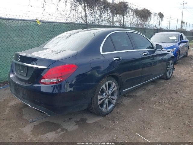 Mercedes-Benz C 300 2018 55SWF4JB8JU264455 Image 4