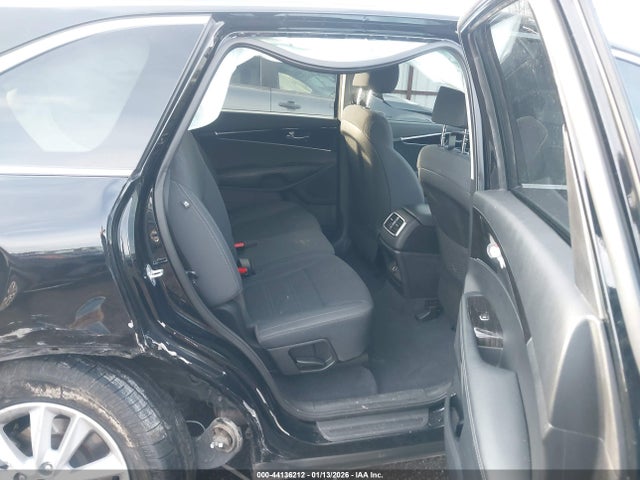 5XYPG4A31KG597781 KIA Sorento 2.4l L