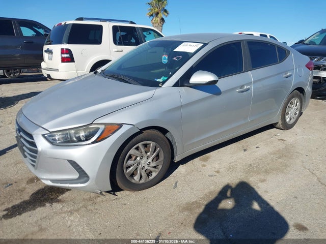 KMHD74LF9HU083173 Hyundai ELANTRA SE
