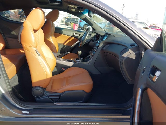 KMHHU6KJ5GU137272 Hyundai Genesis 3.8 Ultimate