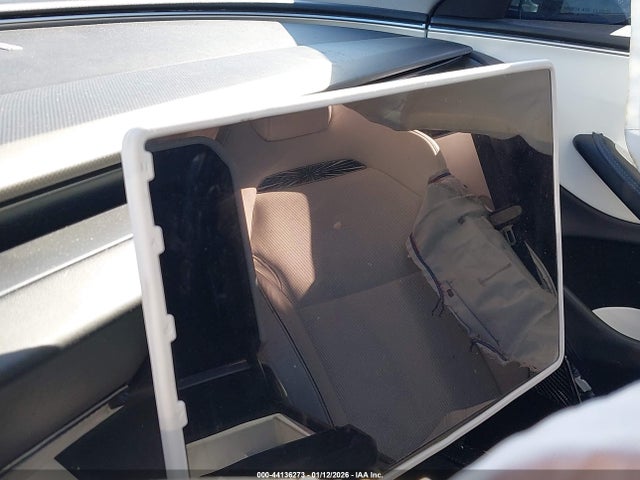 Tesla Model 3 Performance All-wheel Drive 2024 5YJ3E1ET1RF788499 Image 14